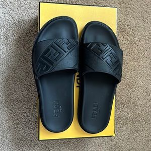 Fendi black rubber slides